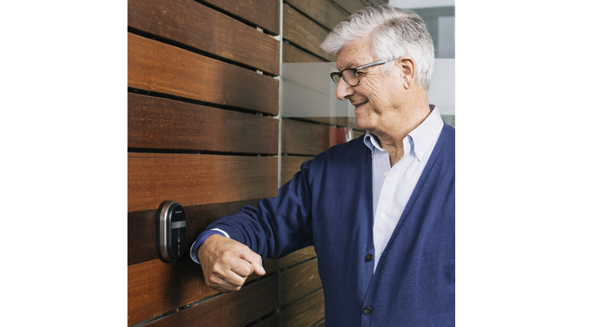 ASSA ABLOY: SMARTair™ wireless access control for care homes